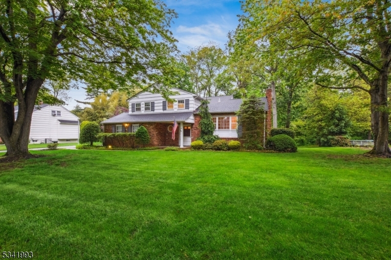 Property Photo: 64 Manitou Cir NJ 07090