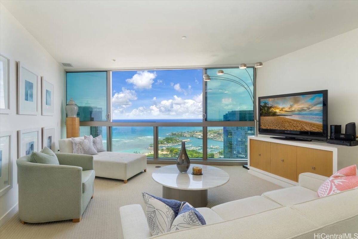 Property Photo: 1177 Queen Street Ph4608 HI 96814