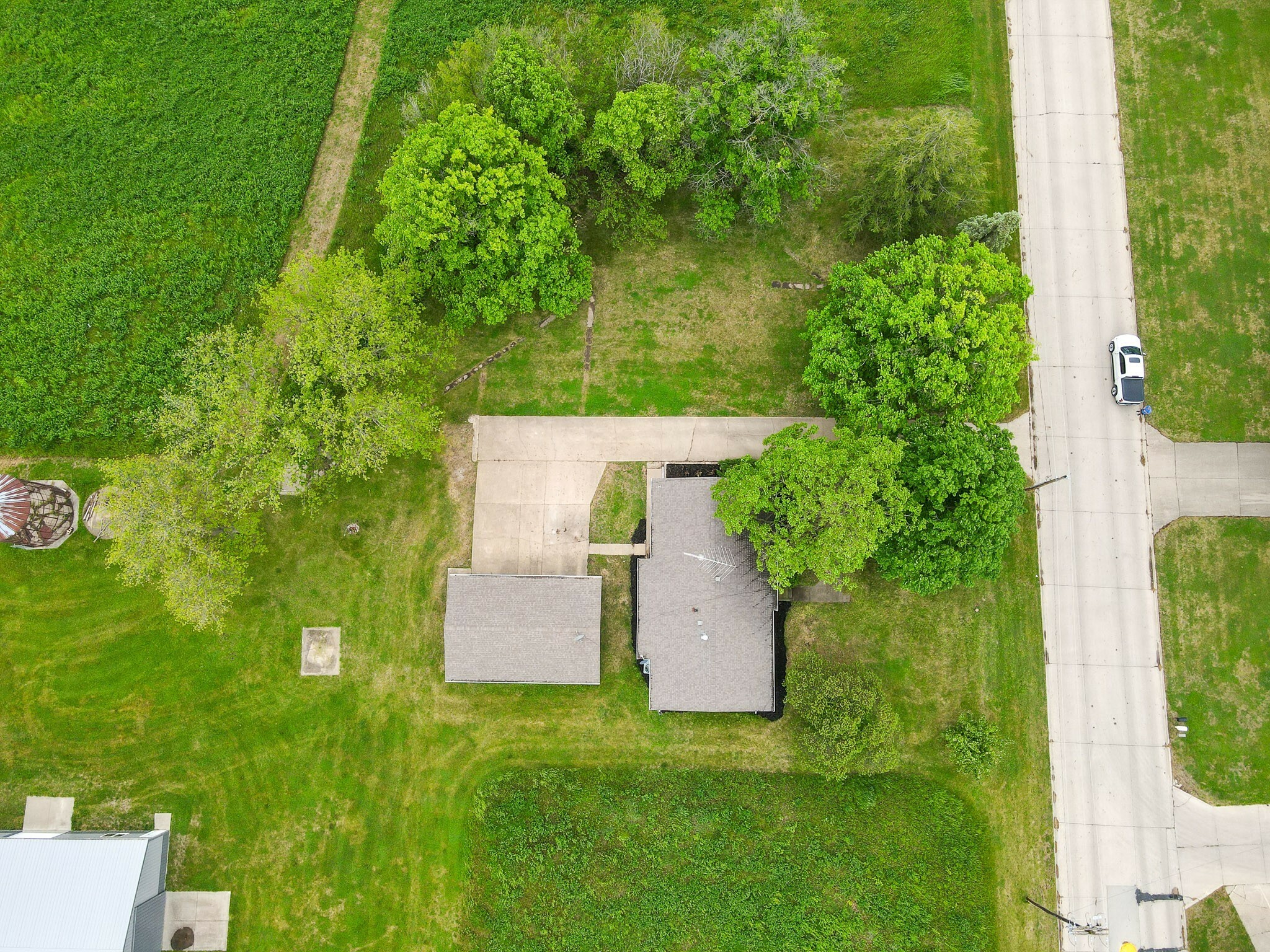 Property Photo:  517 N 7th Street  IA 50138 