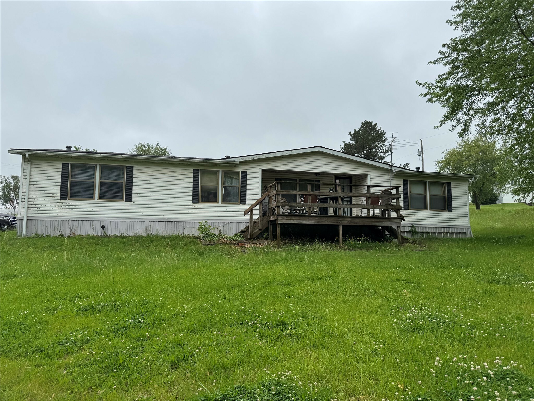 Property Photo: 8471 Lakeshore Drive IA 50070