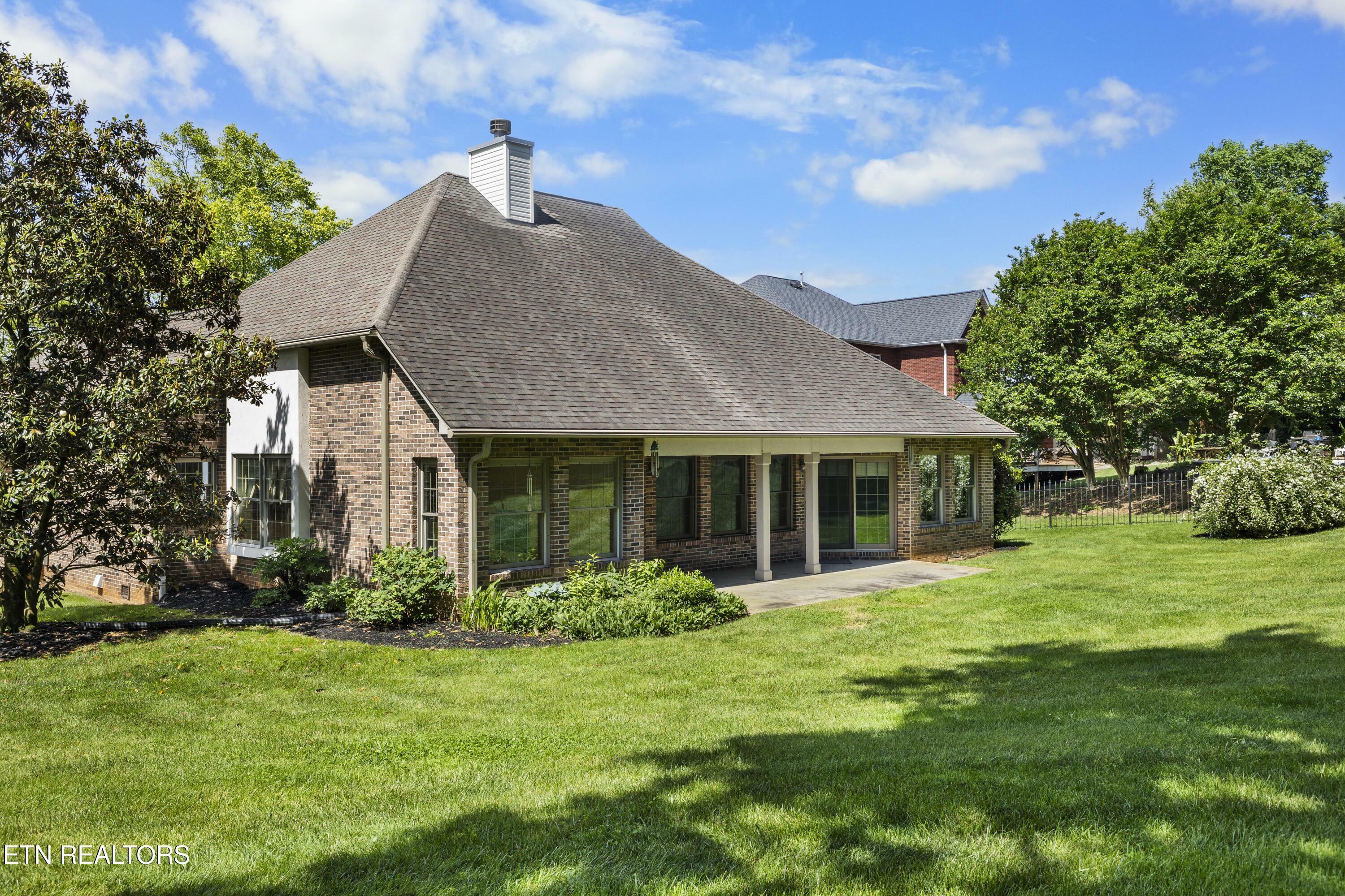 Property Photo: 7320 Meadow Creek Tr TN 37931