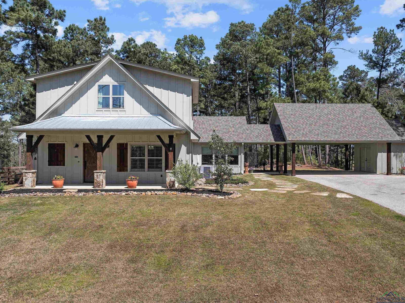 Property Photo: 7990 S US Hwy 79 TX 75654