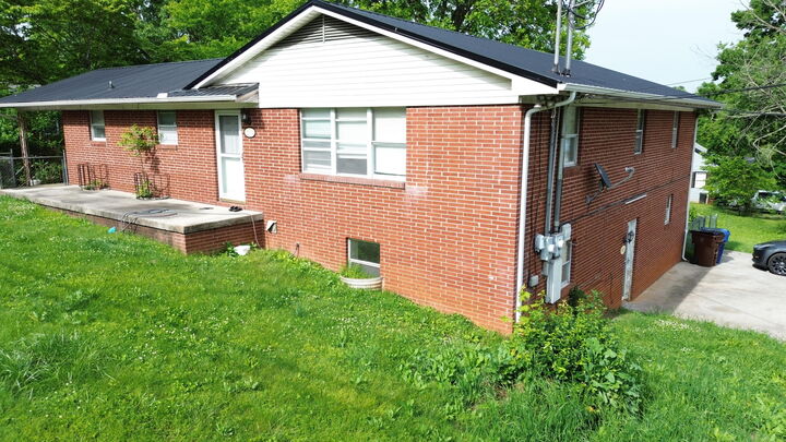 Property Photo:  2014 Eastview Avenue  TN 37760 