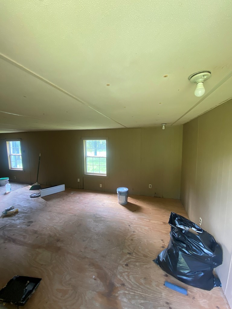 Property Photo: 440 County Road 170 TX 75972