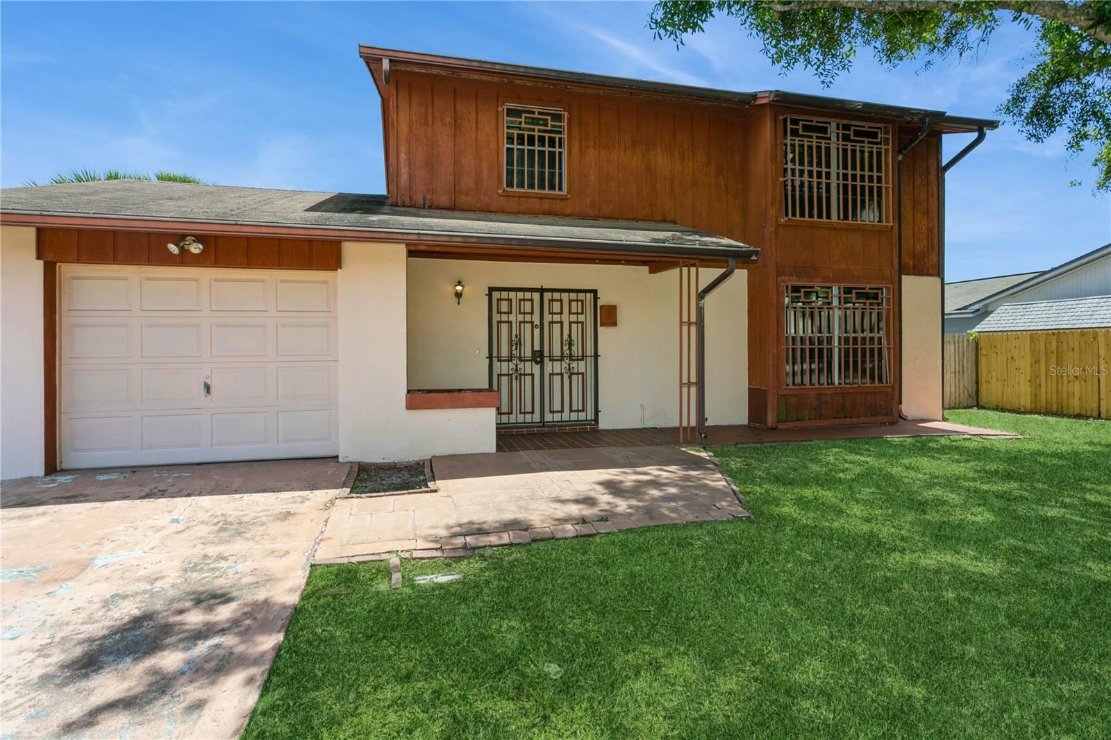 Property Photo: 7317 W Pocahontas Avenue FL 33634