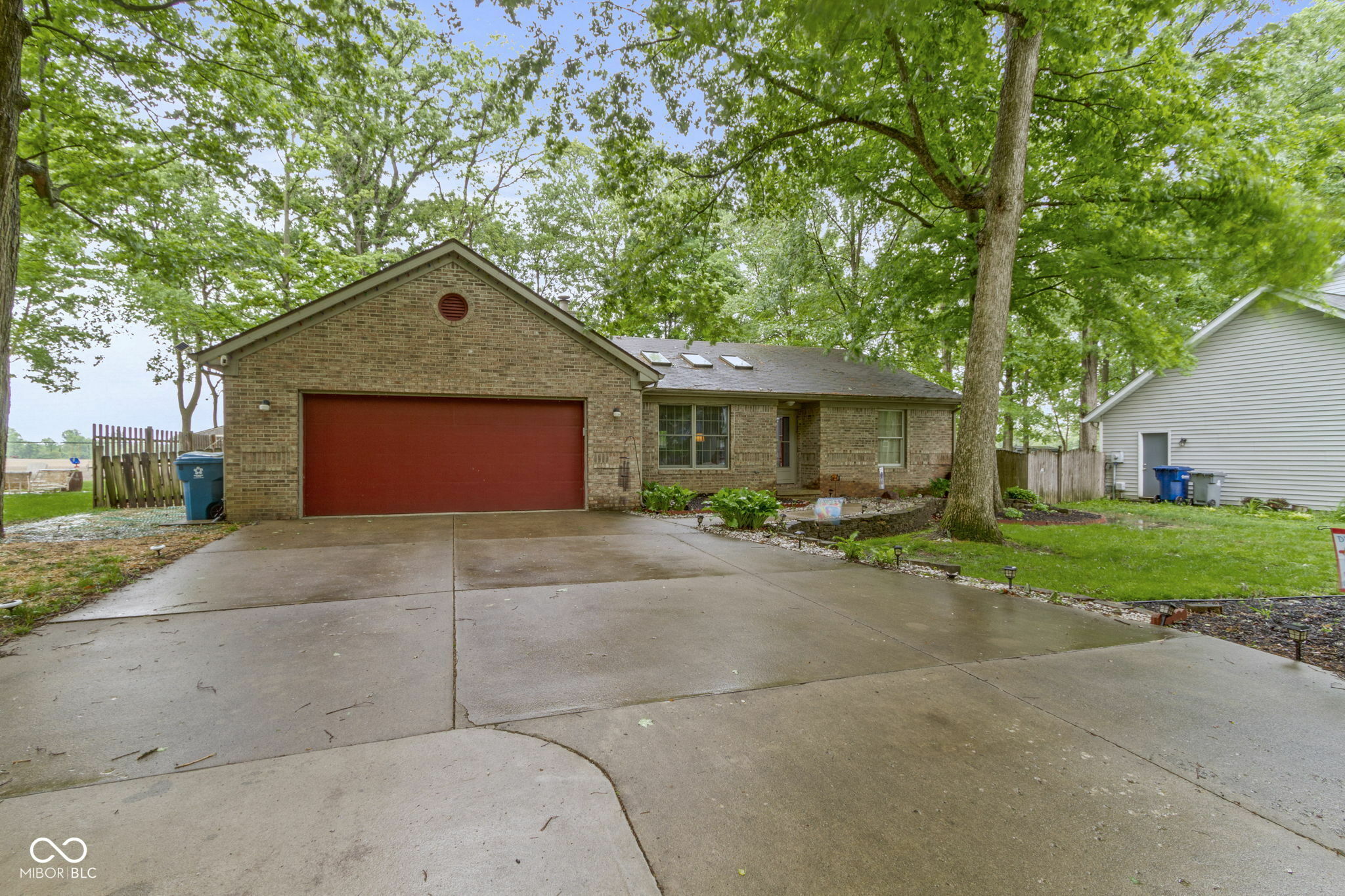 Property Photo: 2397 Lincoln Drive IN 46034