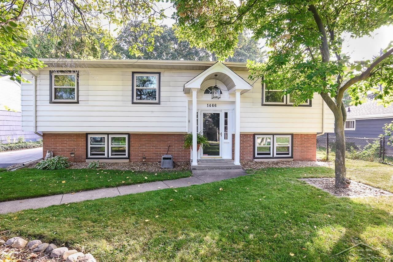 Property Photo: 1466 Wilson Avenue MI 48638