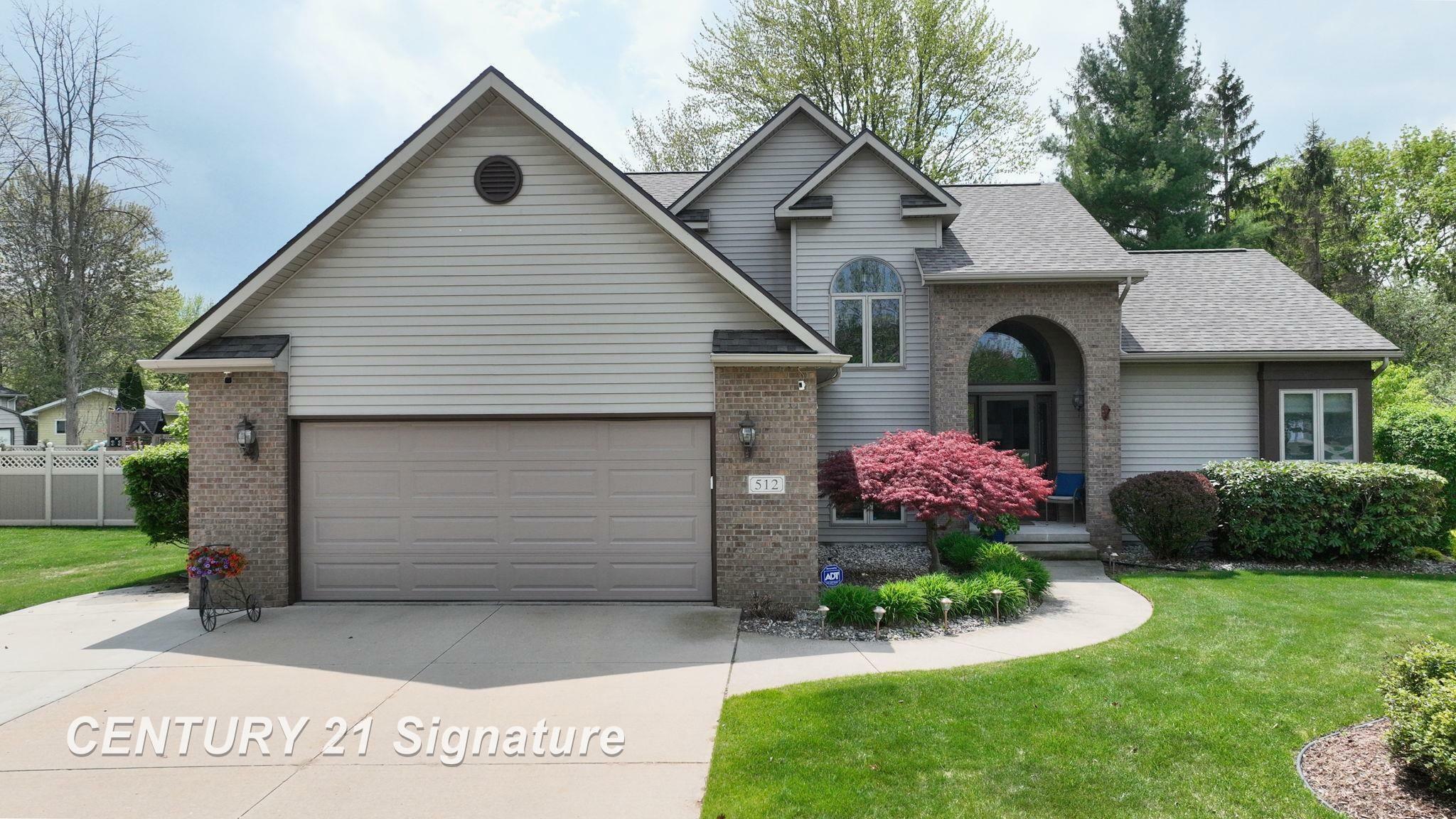 Property Photo: 512 Stillmeadow Lane MI 48642