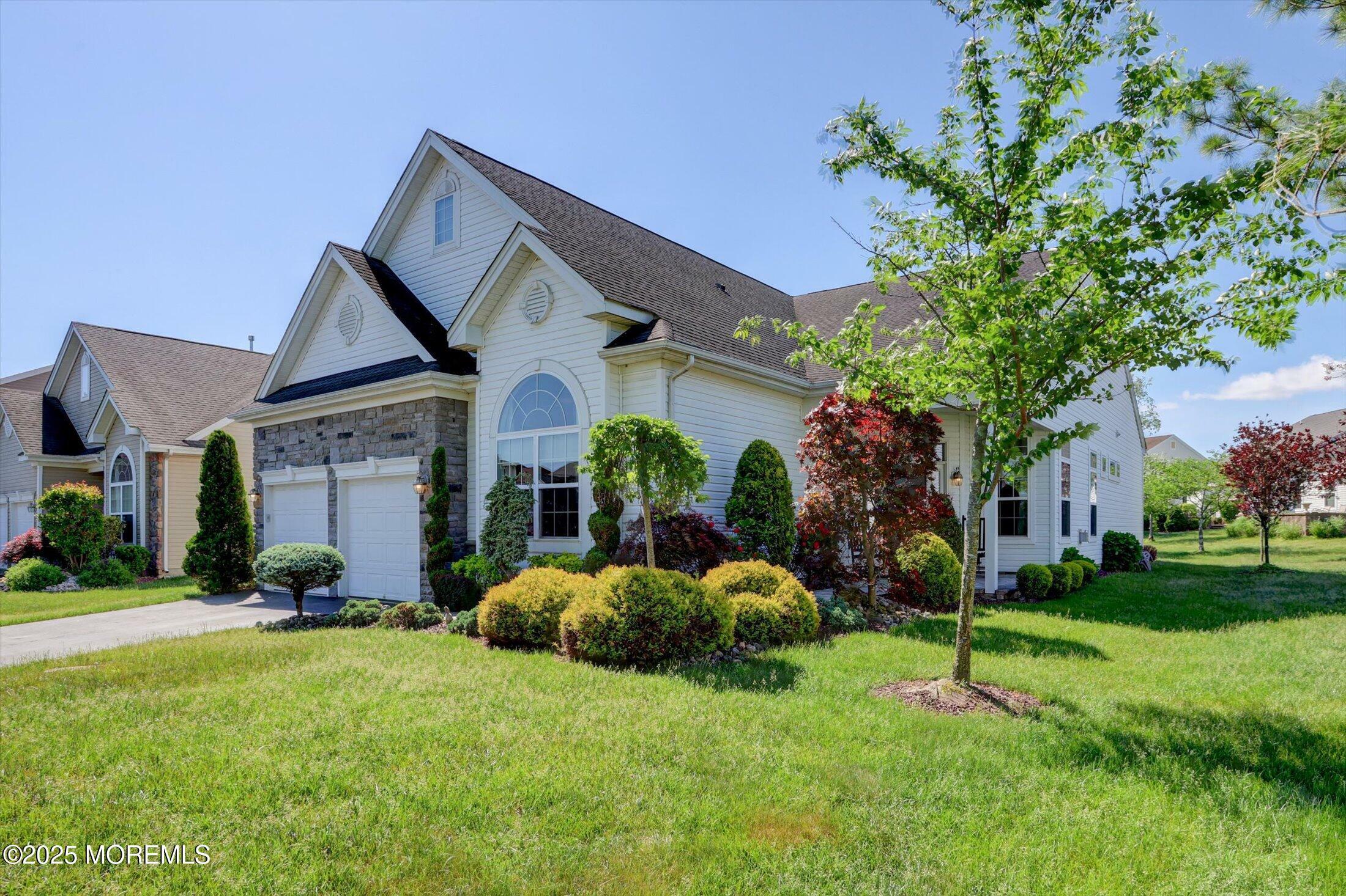 Property Photo: 7 Jester Court NJ 08831
