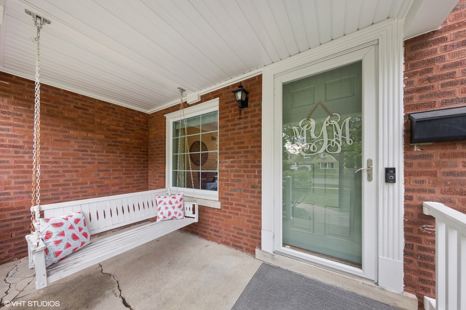 Property Photo: 805 Forest Road IL 60526