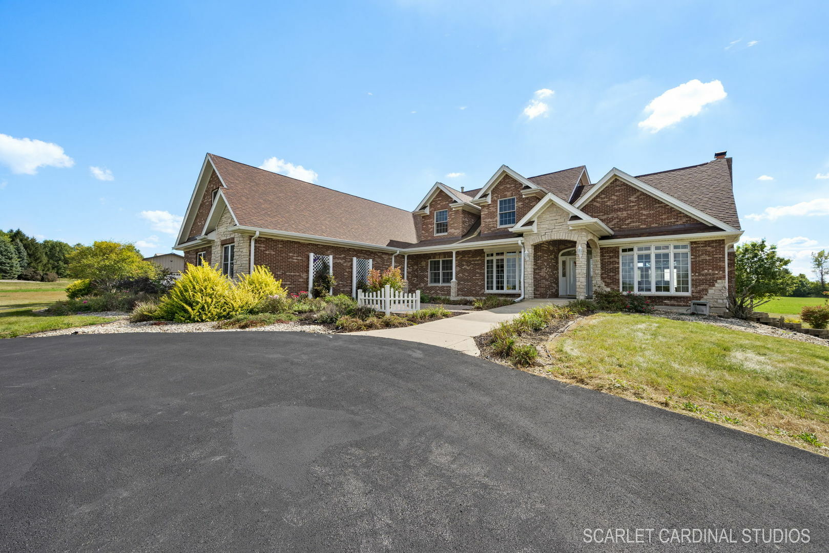 Property Photo:  1502 Cherry Road  IL 60543 