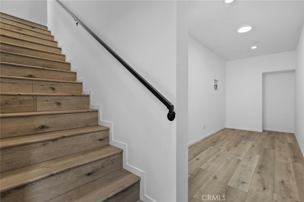 Property Photo:  4138 Normal Avenue  CA 90029 