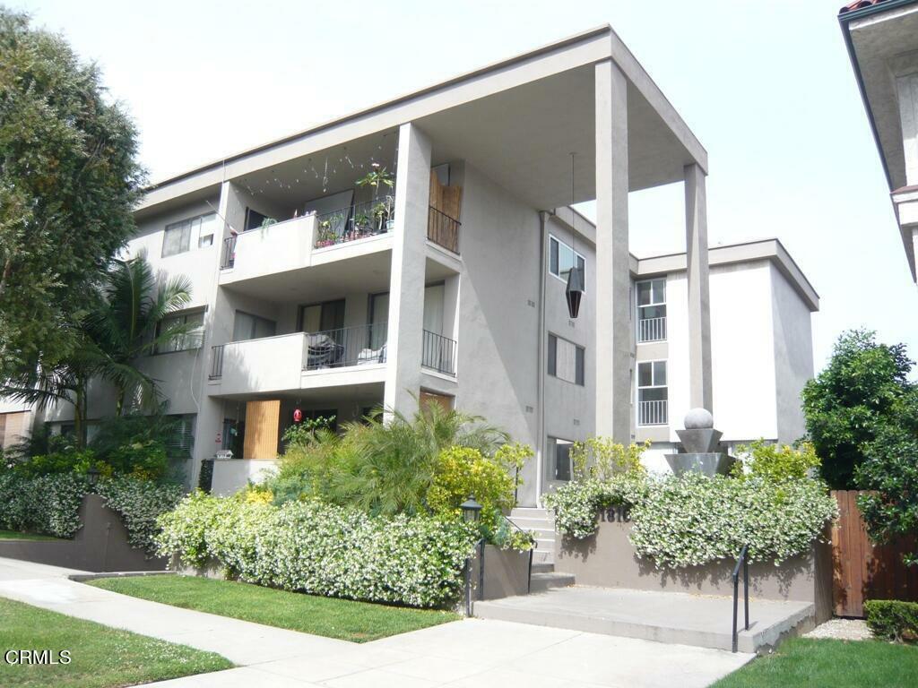 Property Photo: 1810 Ramona Avenue 15 CA 91030