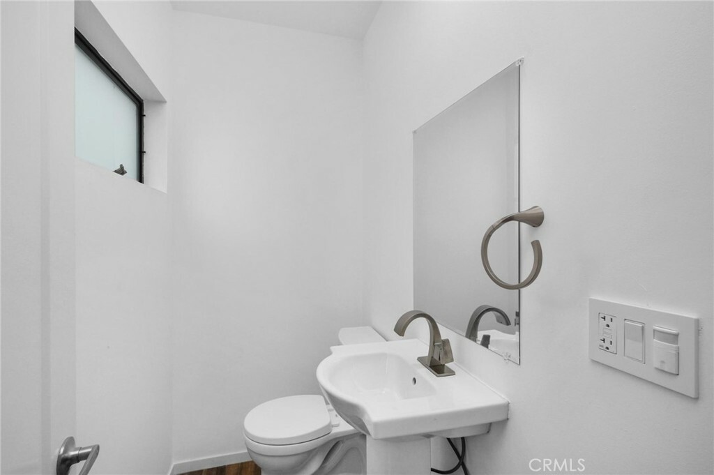 Property Photo:  4136 1/4 Normal Avenue 1/4  CA 90029 