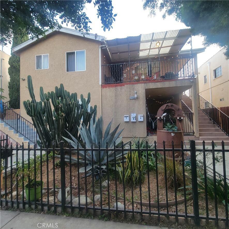 Property Photo: 1462 Henderson Avenue CA 90813