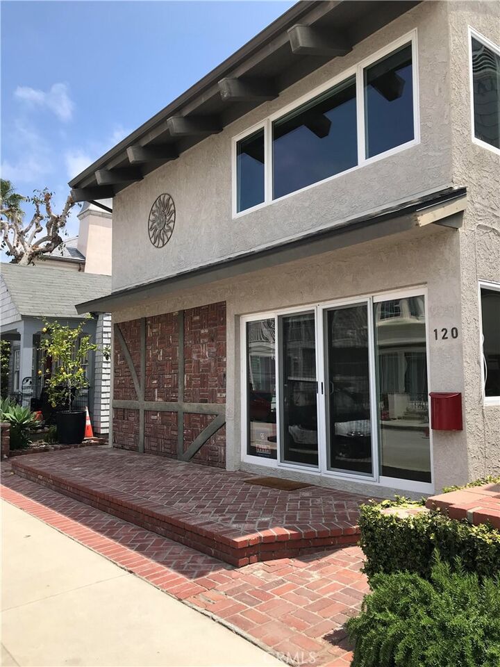 Property Photo:  120 Diamond Avenue  CA 92662 