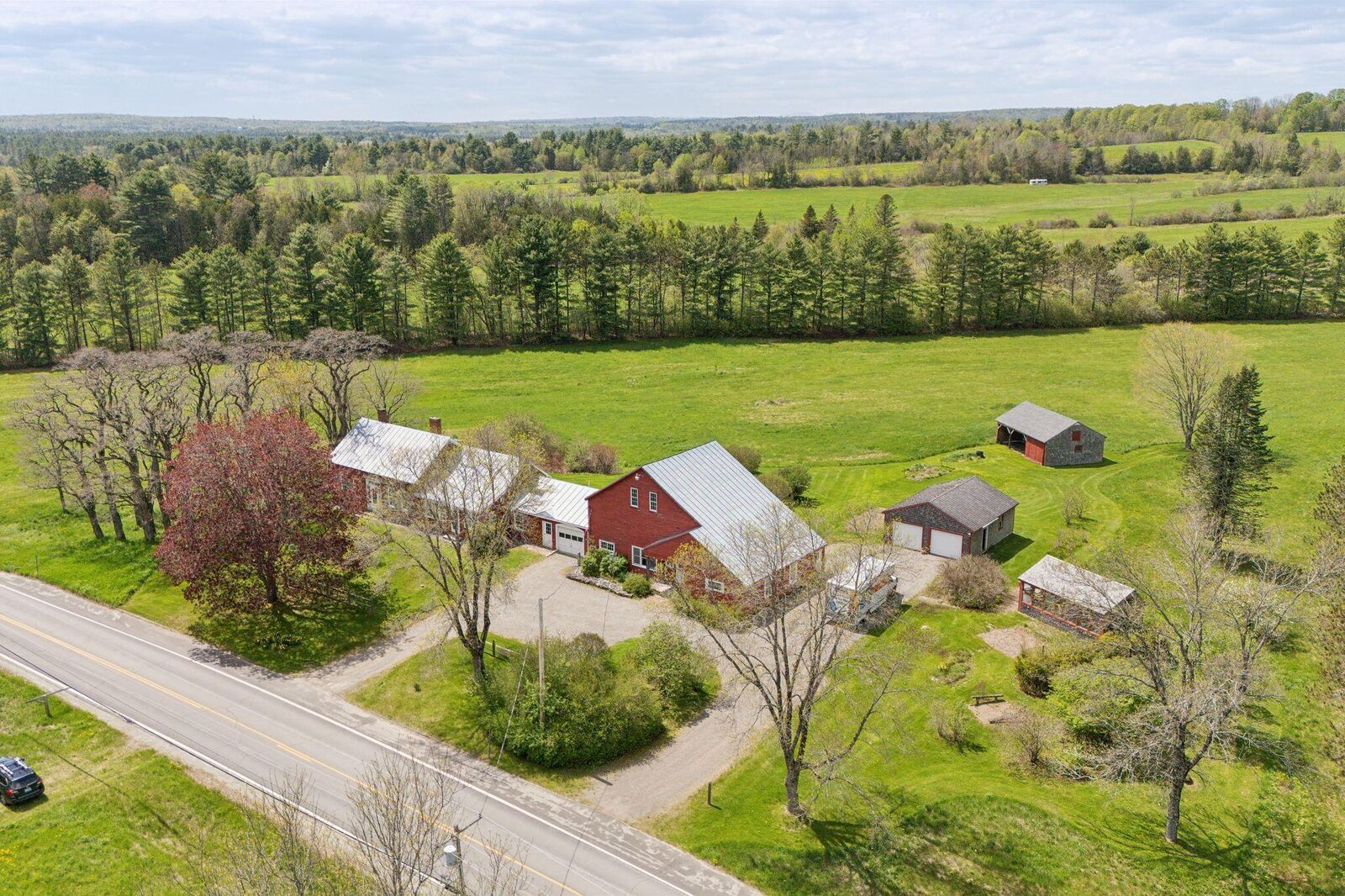 Property Photo:  538 Malbons Mills Road  ME 04976 