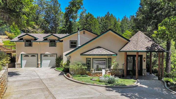 13755 Kensington Kourt  Grass Valley CA 95945 photo