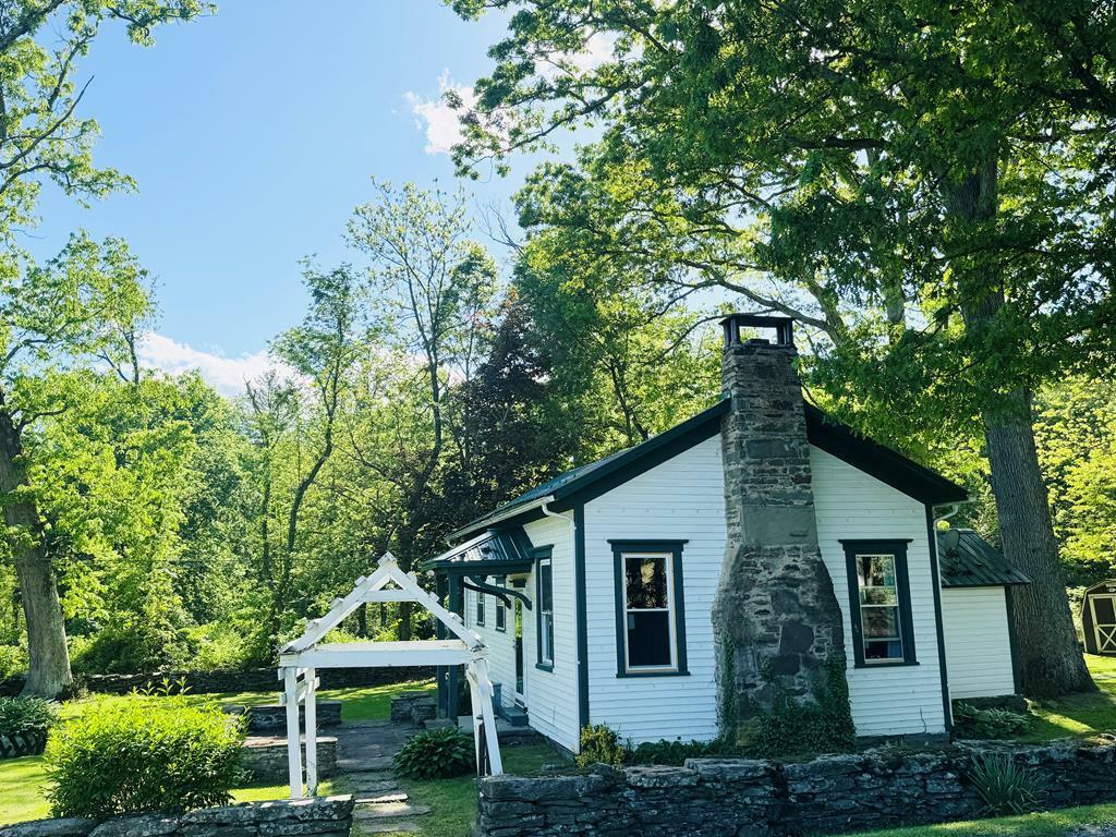 Property Photo: 395 Old School House Rd PA 18853