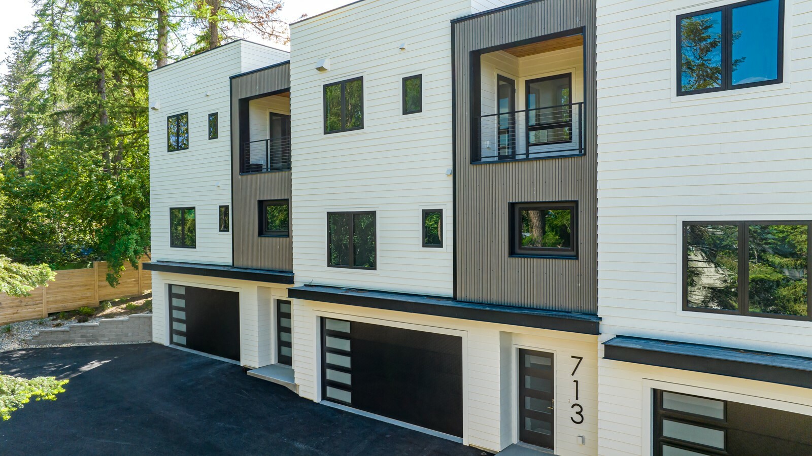 Property Photo:  713 W 2nd Street W  MT 59937 