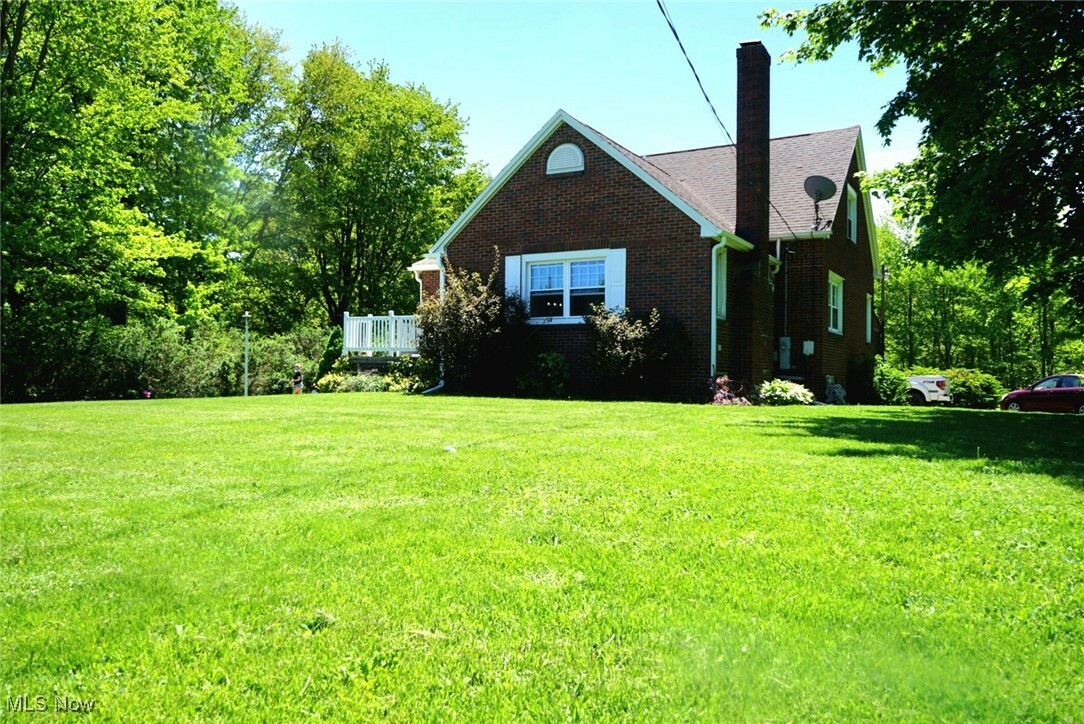 Property Photo: 4054 E Center Usr 20 Street OH 44030