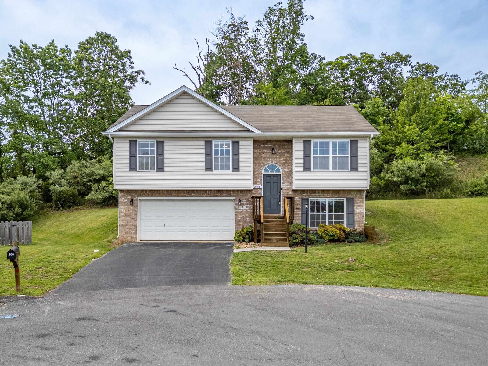 Property Photo:  200 Wistaria Drive  VA 24073