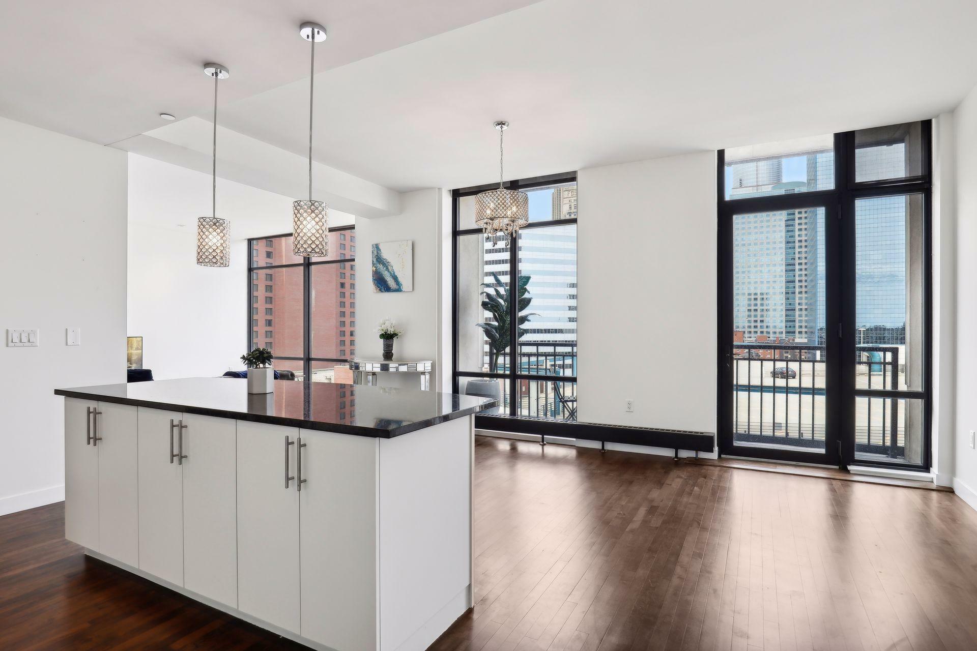 Property Photo: 201 S 11th Street 930 MN 55403