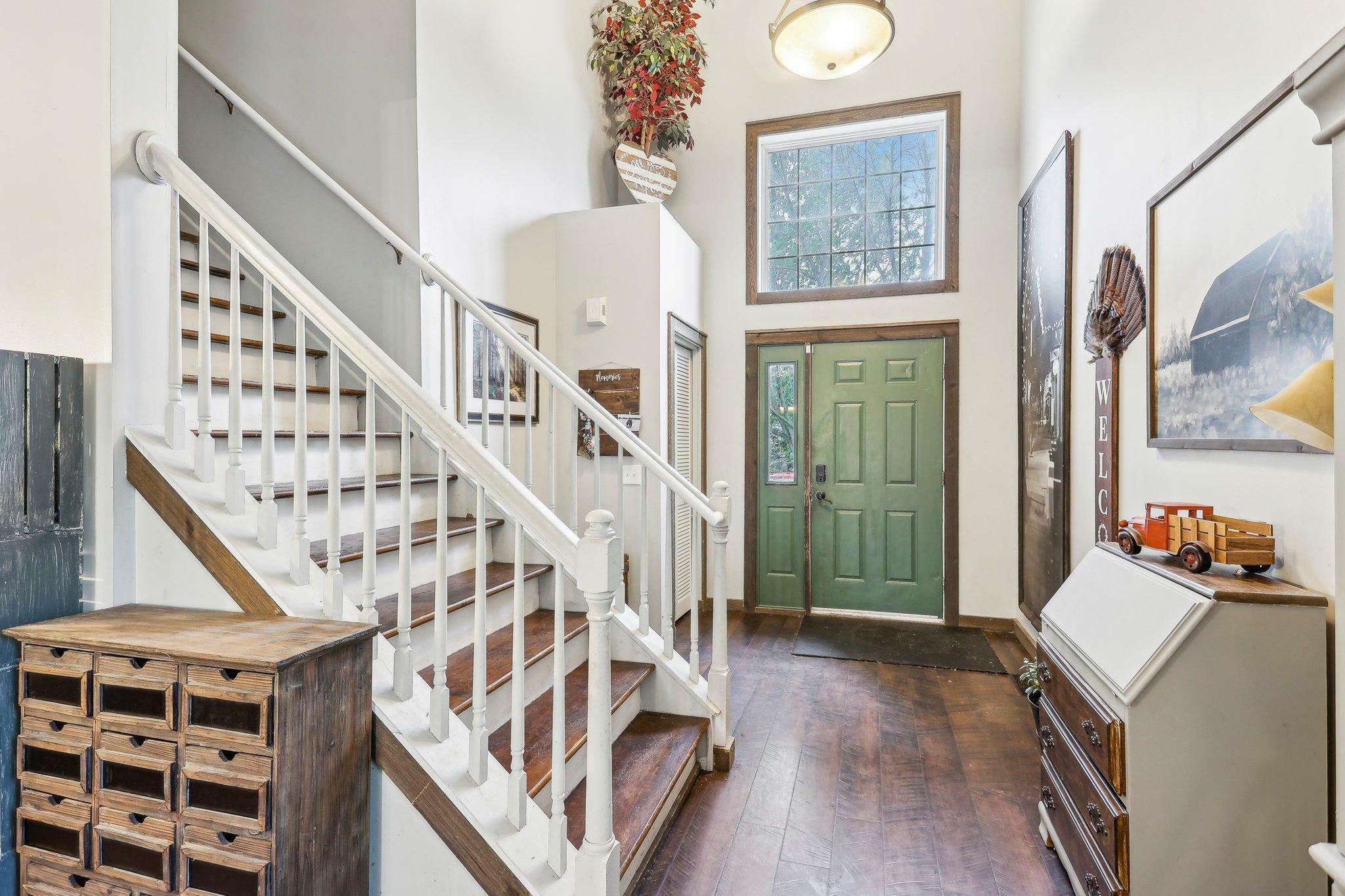 Property Photo: 8609 Savanna Oaks Lane MN 55125