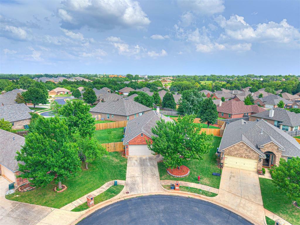 Property Photo: 1808 Shady Lane OK 73003
