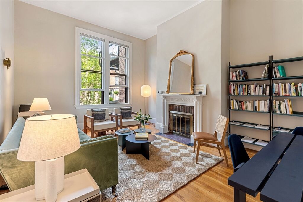 Property Photo: 207 Commonwealth Ave. 4 MA 02116