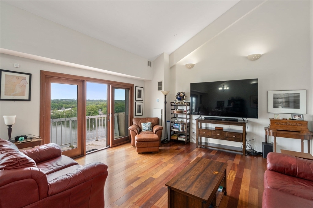 Property Photo: 65 Lake Ave 1002 MA 01604