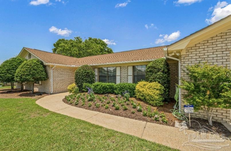 Property Photo: 4230 Obregon Dr FL 32504