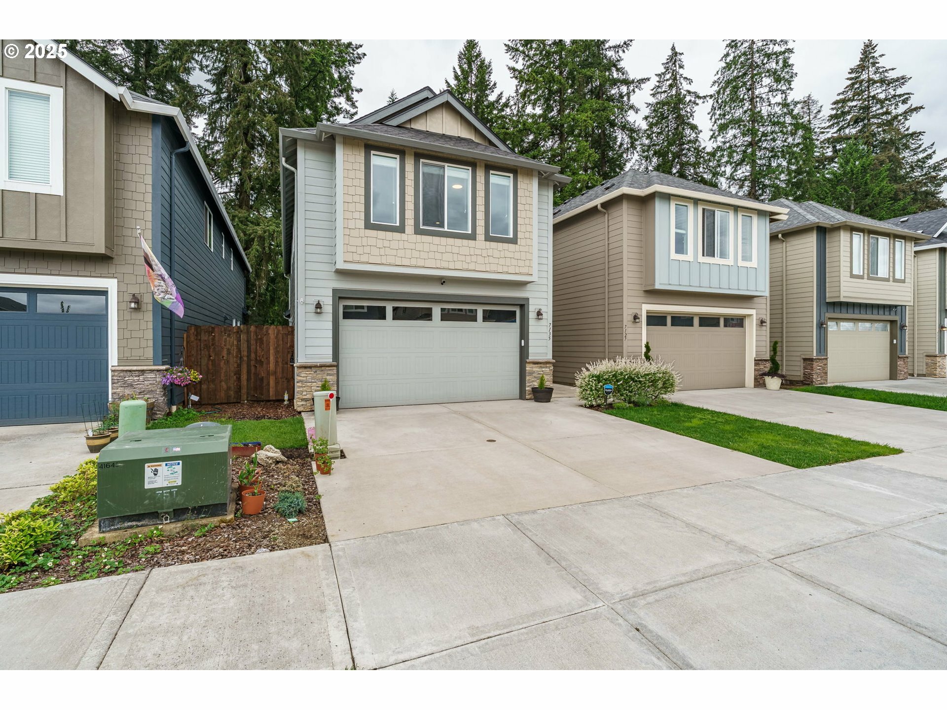 Property Photo: 7135 S 13th St WA 98642