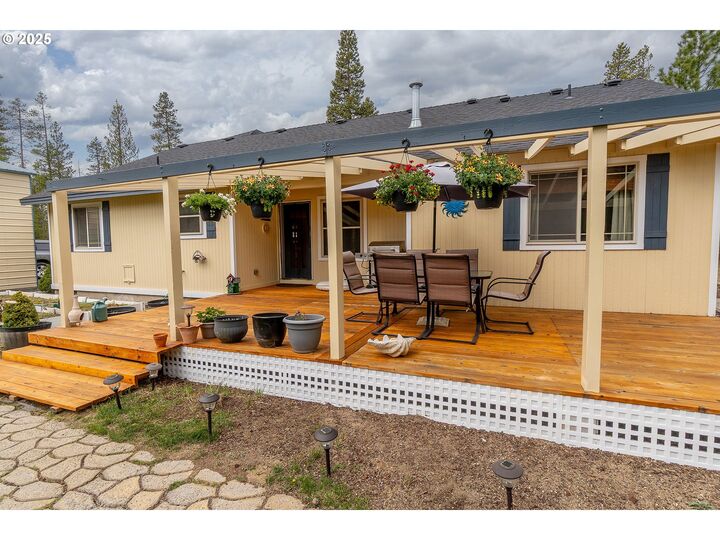 Property Photo: 145343 Birchwood Dr OR 97739
