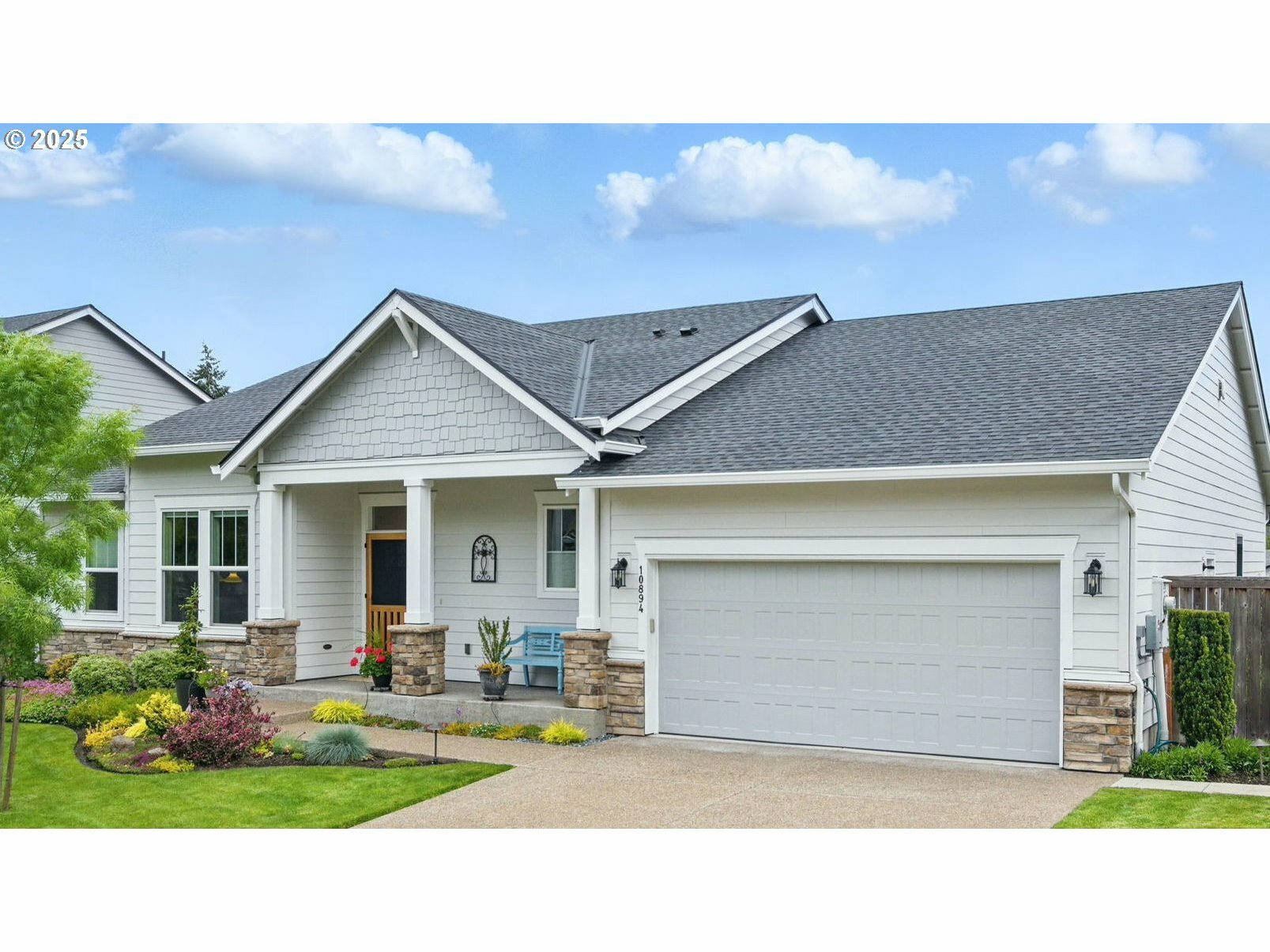 10894 SW Teal Crest Pl  Tigard OR 97223 photo