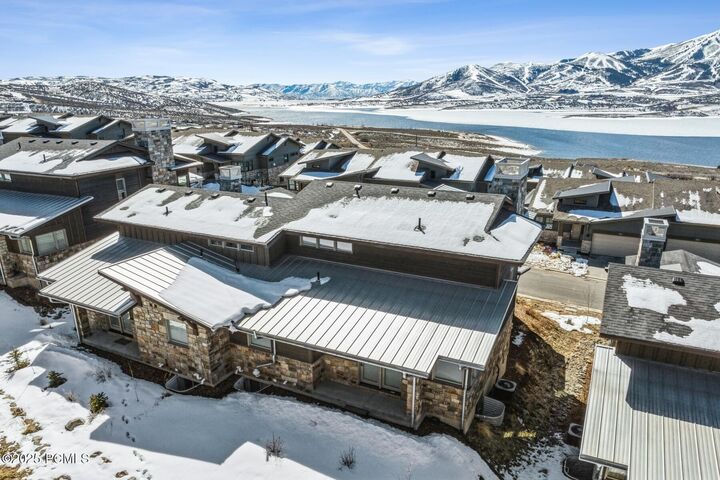 Property Photo: 363 E Overlook Loop UT 84036