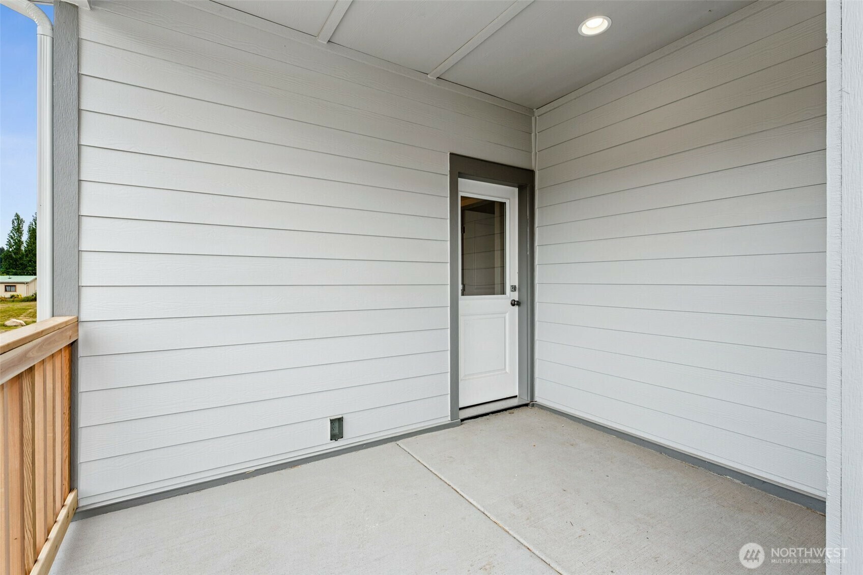 Property Photo: 51 E Compass Lane WA 98524