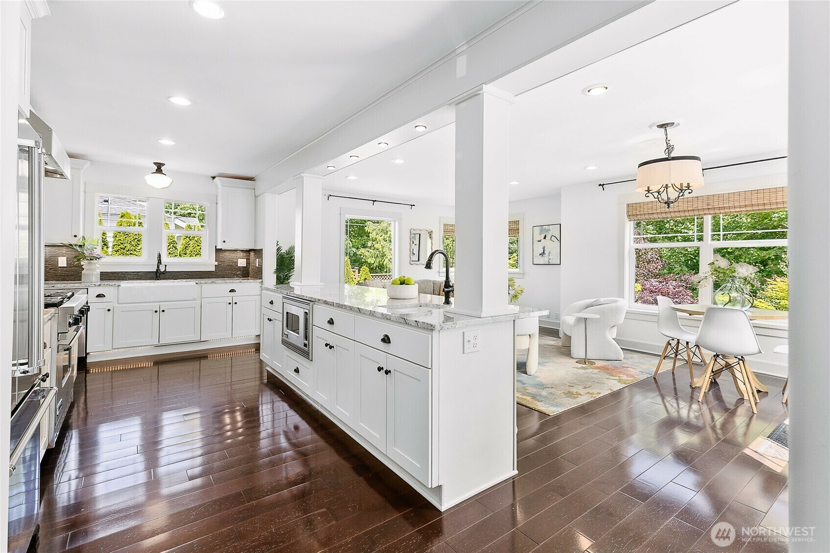 Property Photo:  1014  Cherry Avenue  NE  WA 98110 