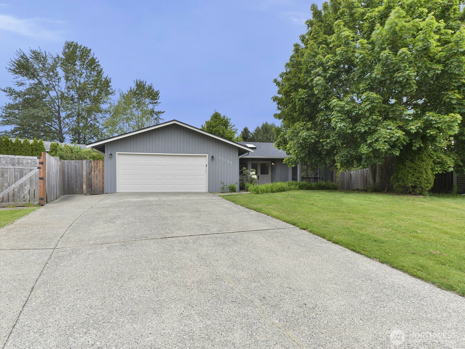 Property Photo: 25705 117th Place SE WA 98030