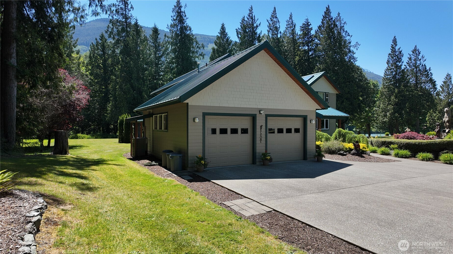 Property Photo: 37938 Theo Lane WA 98237