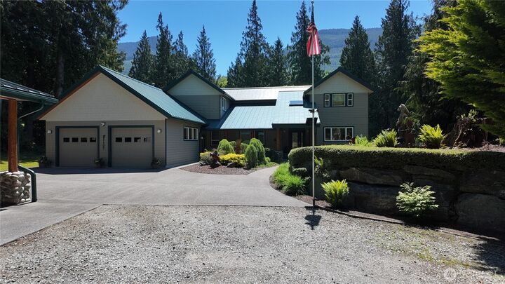 Property Photo: 37938 Theo Lane WA 98237