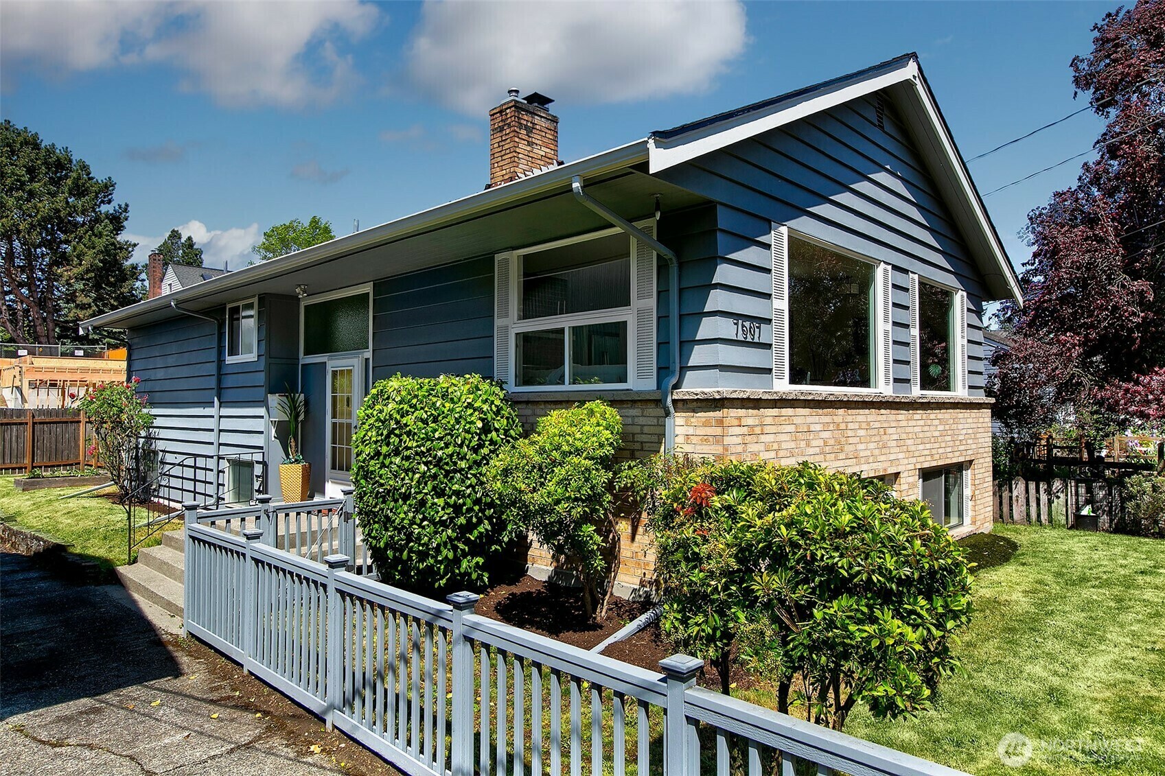 Property Photo: 7507 17th Avenue NW WA 98117