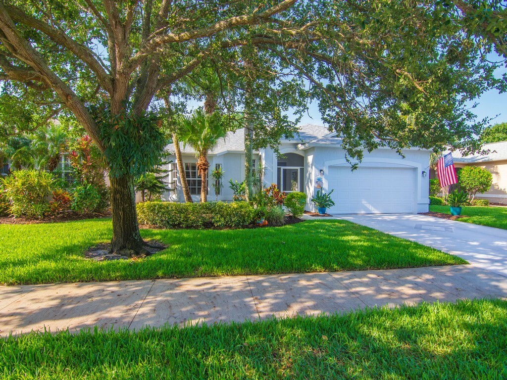 Property Photo: 3394 63rd FL 32966