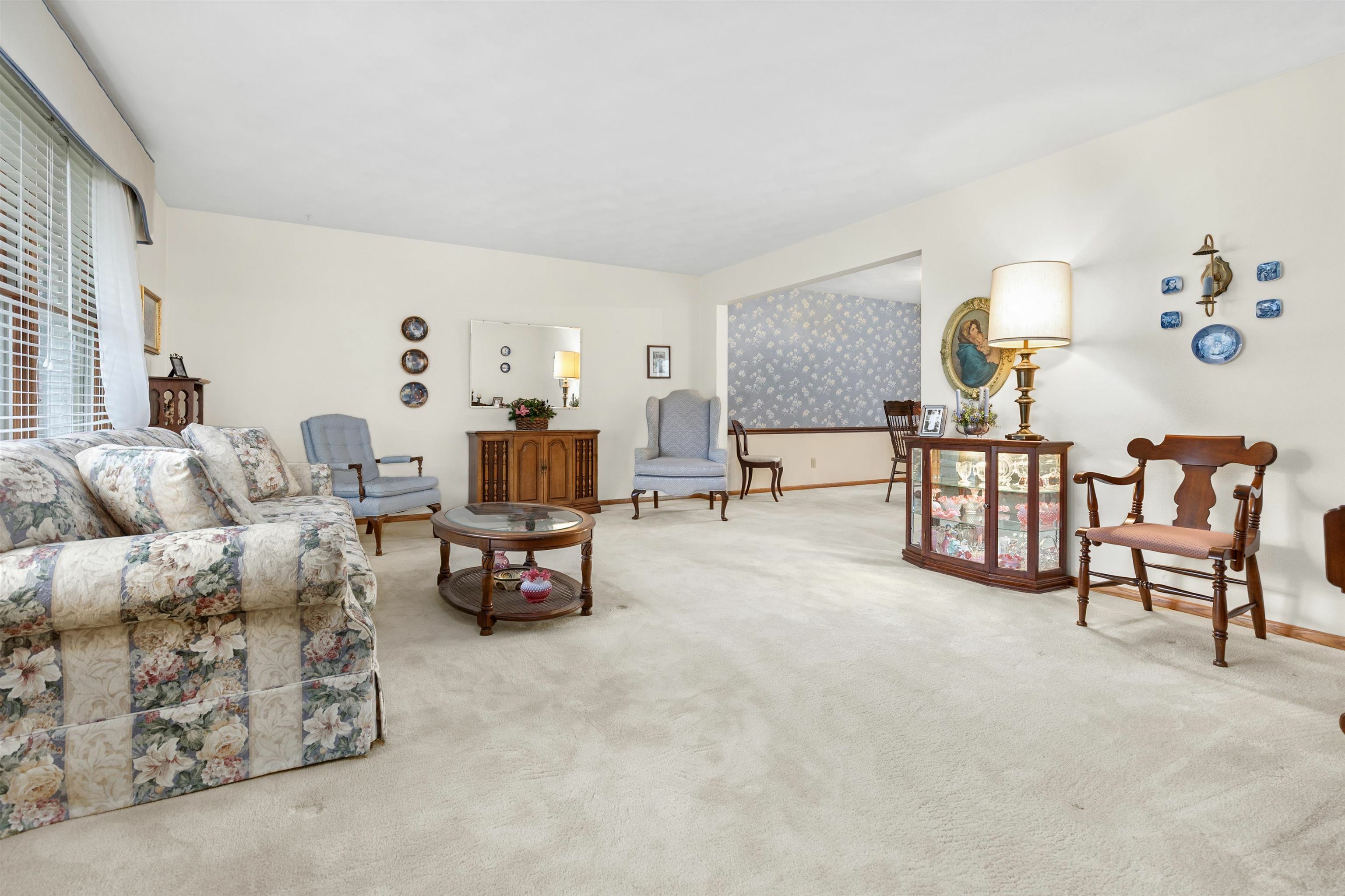 Property Photo:  2009 N Eugene Street  WI 54914-2247 
