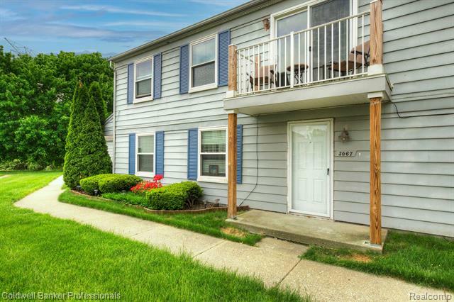 Property Photo: 3067 Oakridge MI 48360