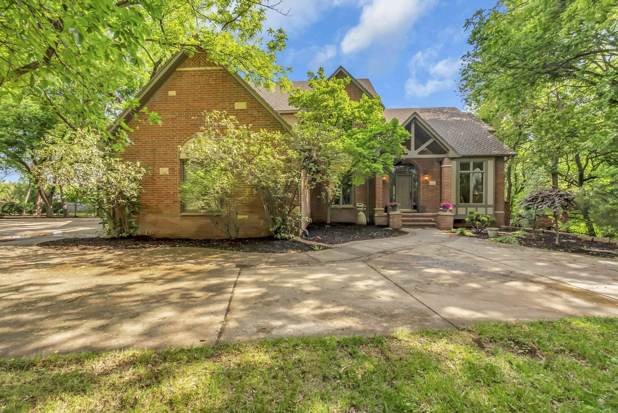 Property Photo: 11110 W Central Ave KS 67212