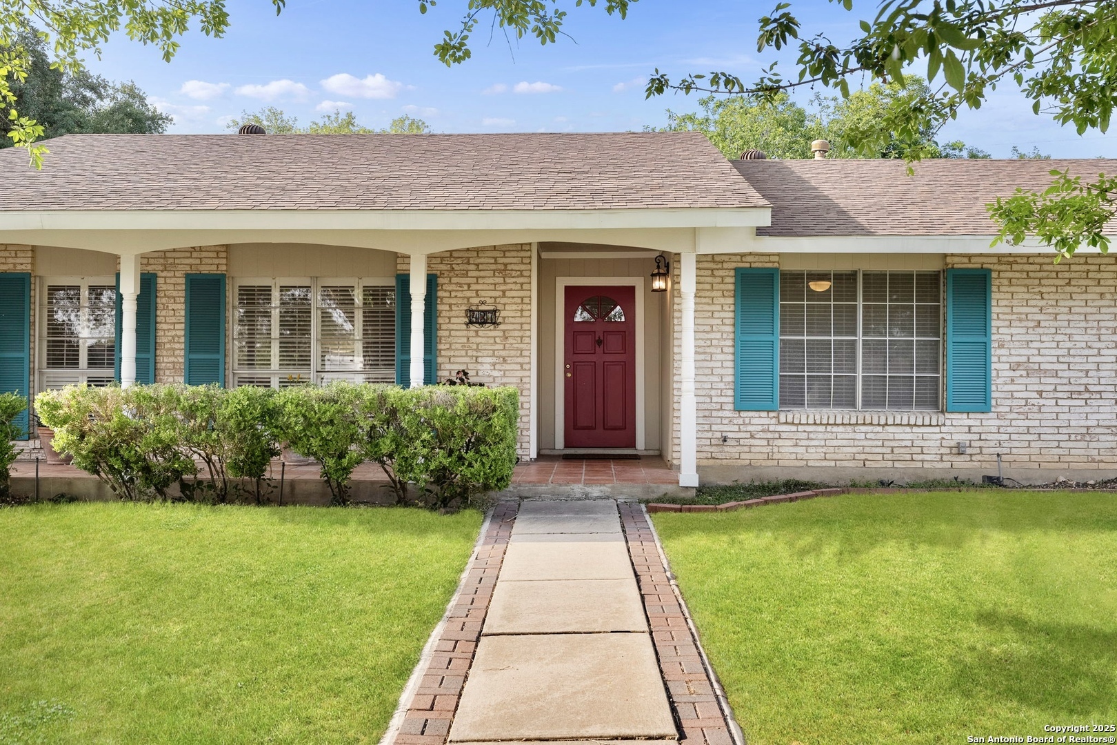 Property Photo: 437 Spaceway Dr. TX 78239