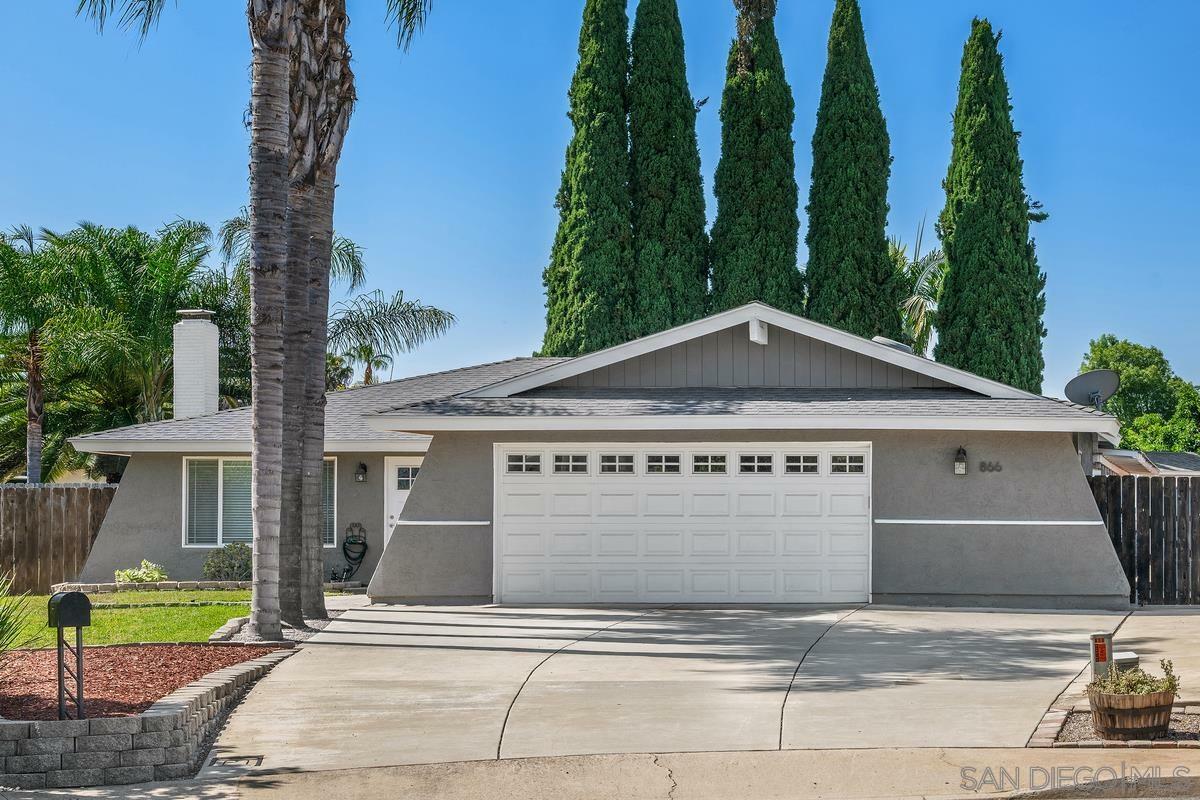 Property Photo: 866 Lori Ct CA 92069