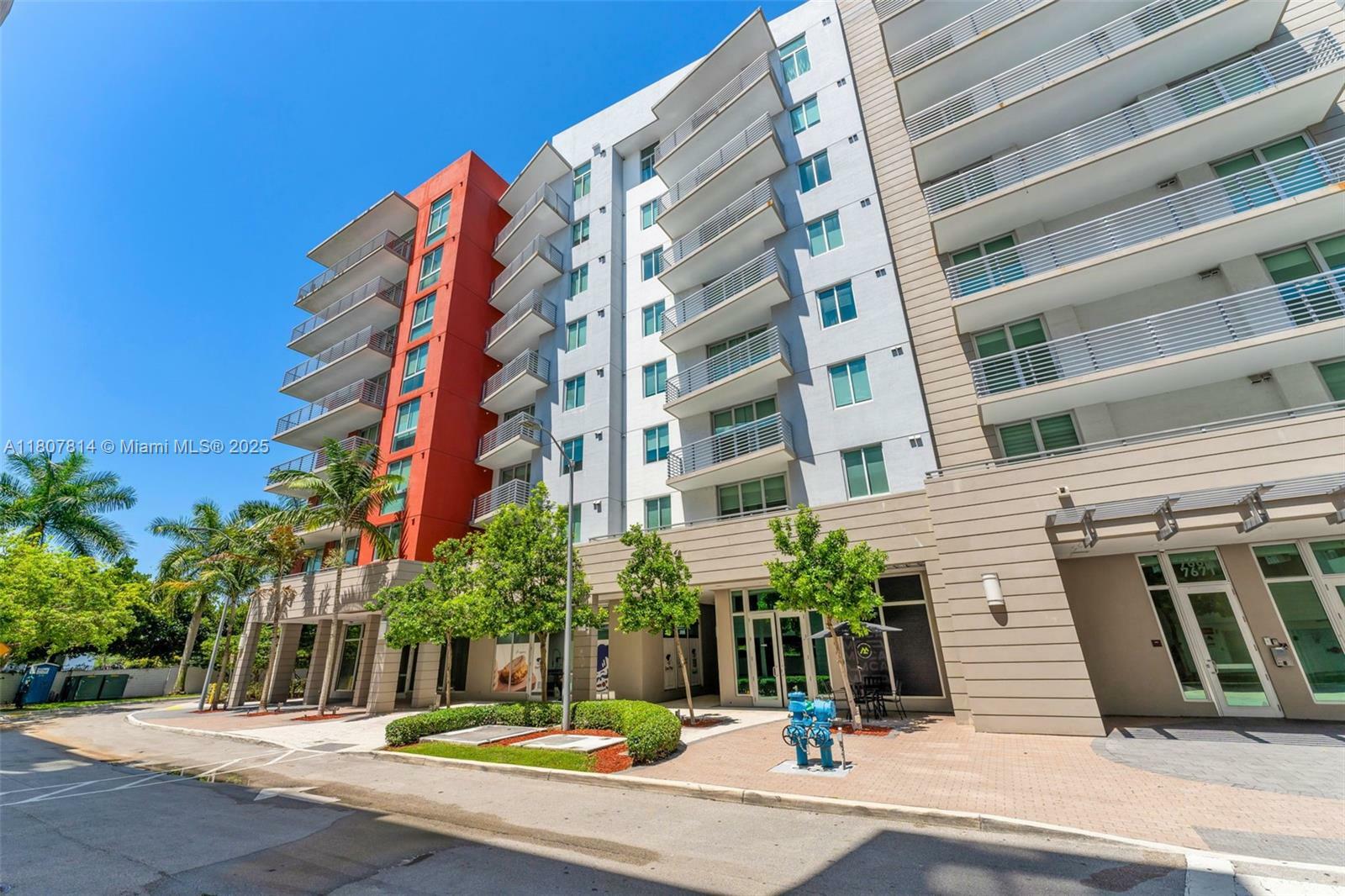 Property Photo:  7661 NW 107th Ave 501  FL 33178 