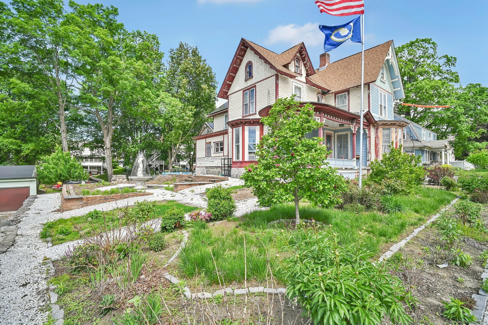 Property Photo: 29 Walnut Street CT 06098